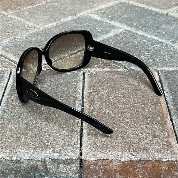 Gucci black sunglasses - Picture 5 of 13